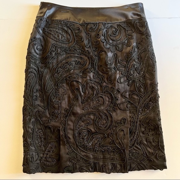 Lafayette 148 New York Skirt Hand Beaded Lace Detailed Pencil in Black Sz 10 - Picture 3 of 8